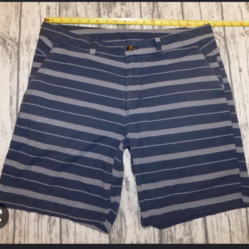 Lululemon Mens Golf Short Navy 34inch